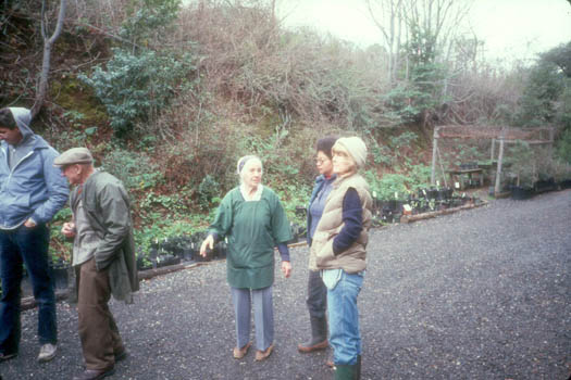 Gerda had a day for one of the organizations. Two unknown visitors to the left Gerda, Karen DeLapp and Eleanor Williams.